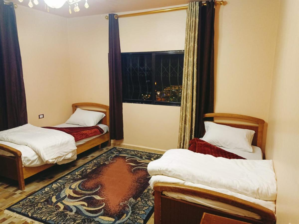 Jordanian Baity Apartment Wadi Musa Exterior foto
